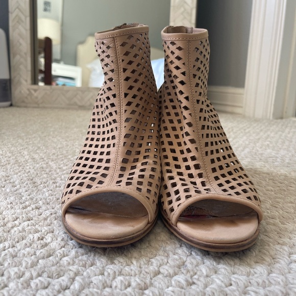 Kelsi Dagger peep toe booties - Picture 3 of 5